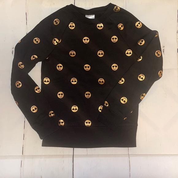 Sweater - Picture 1 of 4